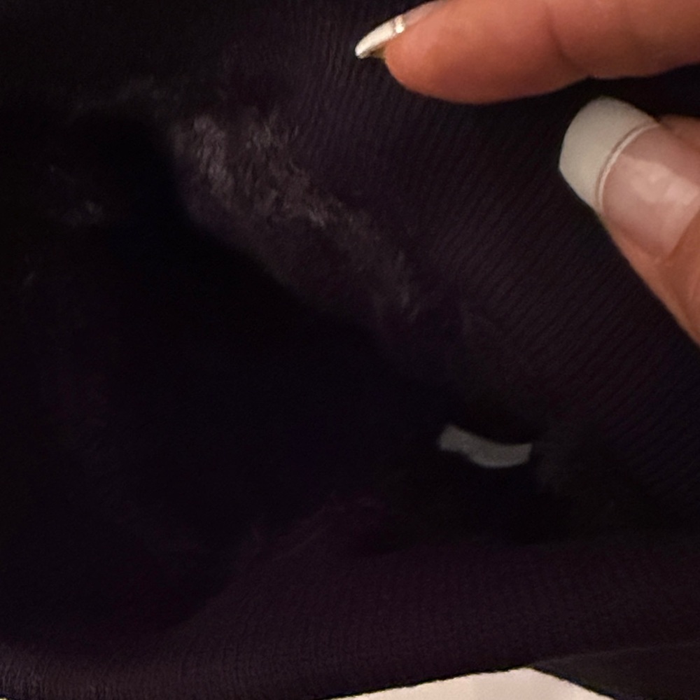 lululemon unisex Black Knit beanie sock hat - Picture 3 of 3